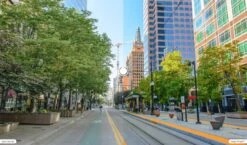 Oakley Sutro Lite Sunglasses Matte Black / Prizm Black / Ref. OO9463-0539 11 Oakley Sutro Lite Sunglasses Matte Black / Prizm Black / Ref. OO9463-0539 -Odlo Fashion Shop 15298735f86bd3d3a7f01.22143866