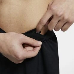 Nike AeroSwift Shorts Black -Odlo Fashion Shop 218514961bb276433ad38.44766166