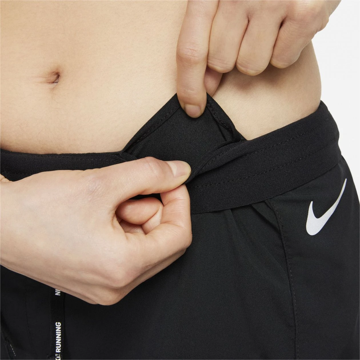 Nike Tempo Luxe Shorts Black Women 6 Nike Tempo Luxe Shorts Black Women - Image 4