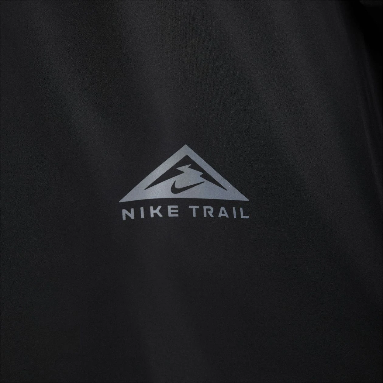 Nike Gore-Tex Trail Waterproof Jacket Black 6 Nike Gore-Tex Trail Waterproof Jacket Black - Image 4