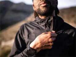 Compressport Hurricane Waterproof 10/10 Waterproof Jacket Black Unisex -Odlo Fashion Shop 218592461c0a88ddb64c5.77708632